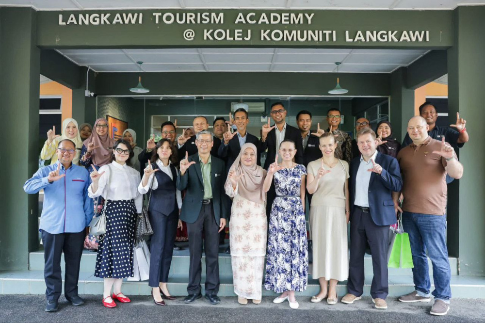 РОСБИОТЕХ и LeePrime Group познакомились с новыми образовательными технологиями в сфере гостериимства в Малайзии